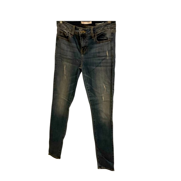Eunina Jeans - Style: Lauren - Mid rise, skinny leg. Size 7 - Picture 1 of 9